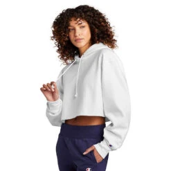 Champion ® Women’s Reverse Weave ® Cropped Cut-Off Hooded Sweatshirt -Carhartt Shop CHRW01W@3