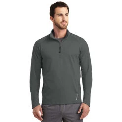 OGIO® ENDURANCE Radius 1/4-Zip Pullover